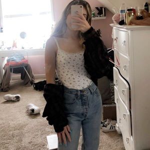 Meet your Posher, Kaitlyn